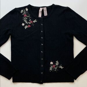 Next Era Black Embroidered Floral Button Front Cardigan Sweater Women’s Sz M